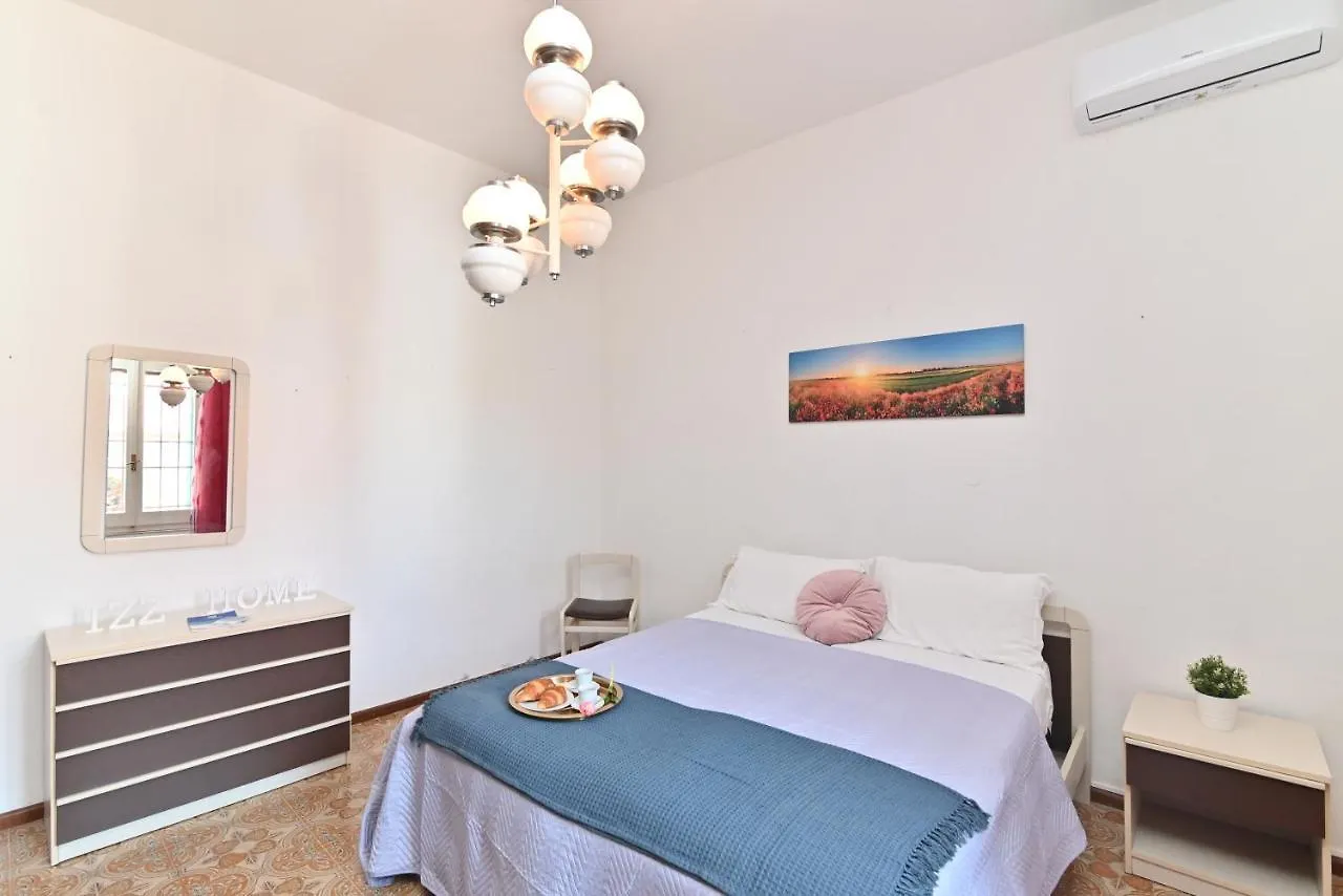 Izzhome Coloniale Pula 0*,  Italy