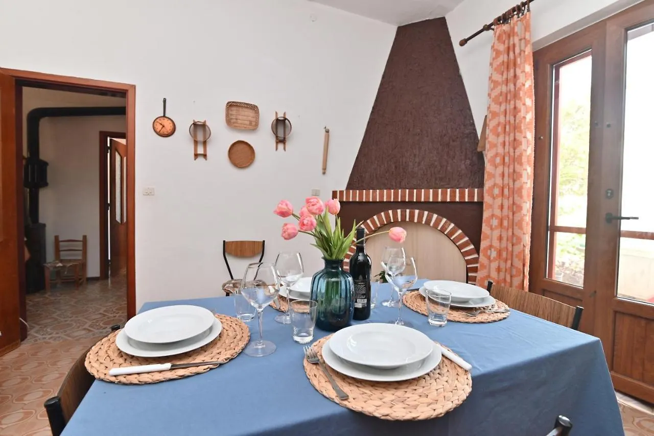 Izzhome Coloniale Pula Holiday home