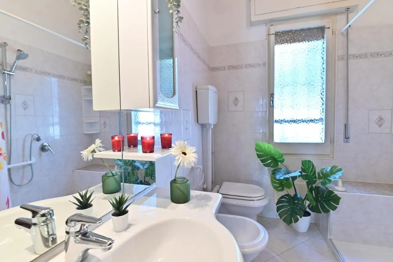 Izzhome Coloniale Pula